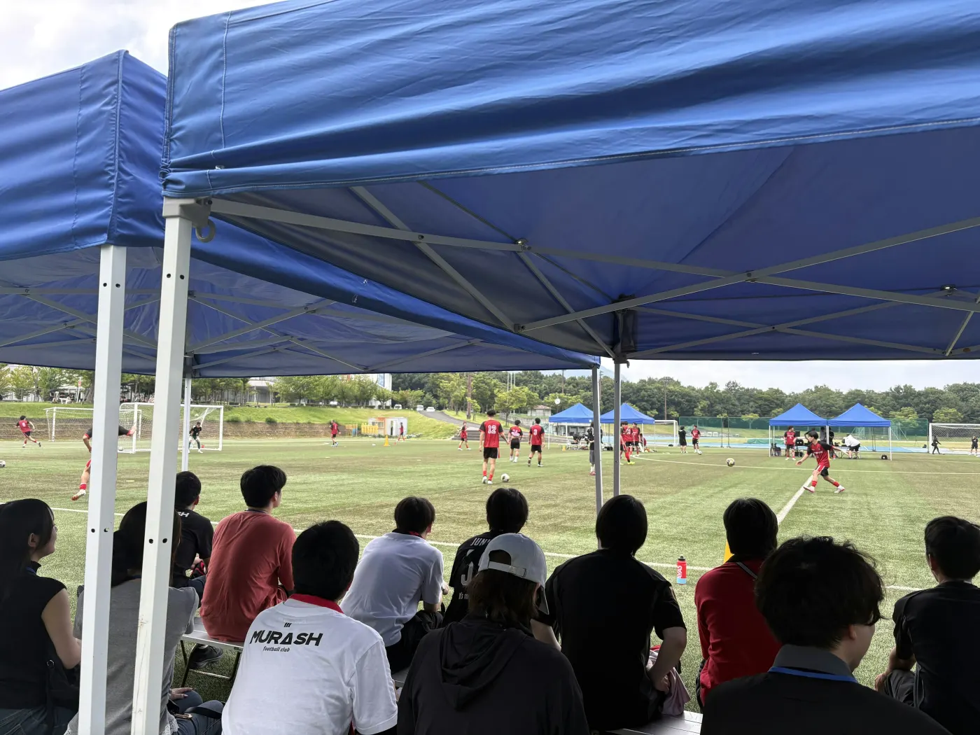 練習試合の現地招待 ─ ピッチのすぐ横で選手の熱を間近に